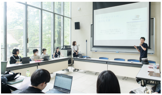 日本マイクロソフト株式会社によるテクノロジーセッションの様子